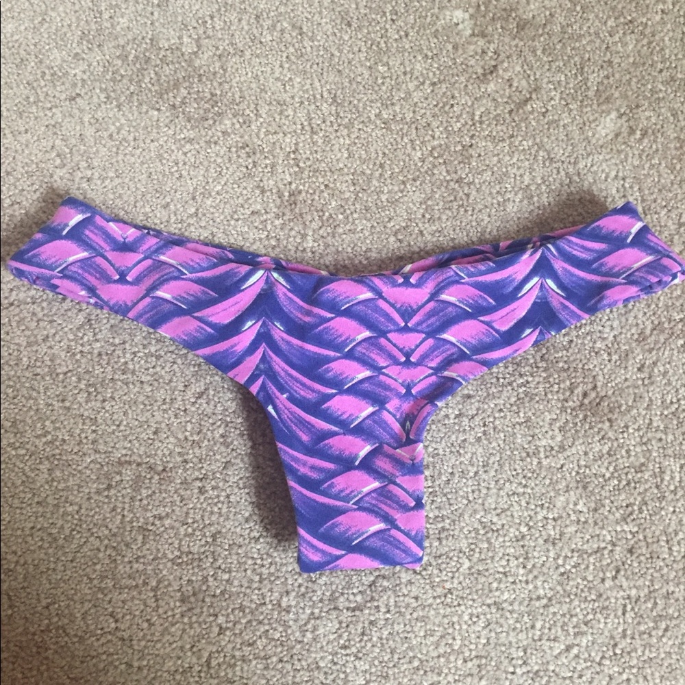 M I D O R I  Bottoms